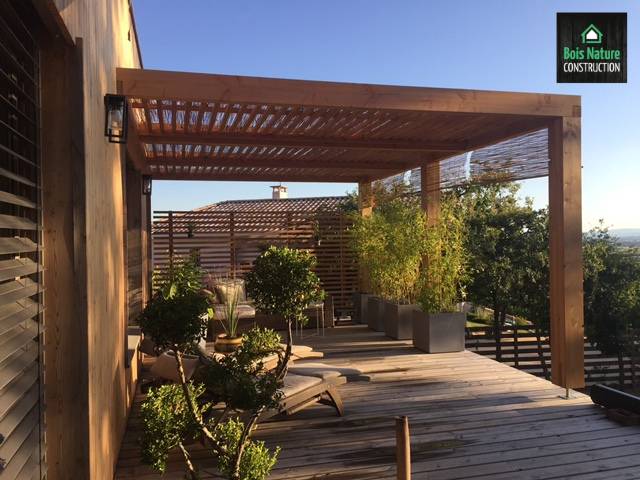 Photo d'aménagement extérieur en bois